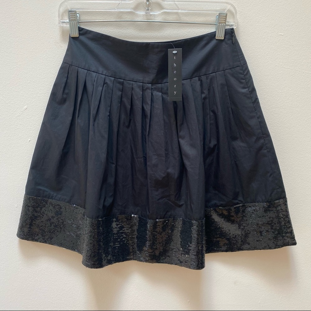 NEW Theory Julia Black Pleated Skirt